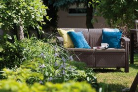Диван пластиковый Корфу (Corfu love seat) коричневый - серо-бежевый* в Кировграде - kirovgrad.ok-mebel.com | фото 4